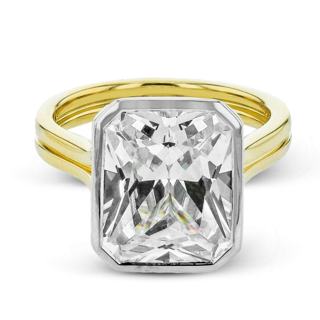 Radiant - cut Engagement Ring in 18k Gold with Diamonds - Simon G. Jewelry