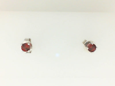 14W 3MM ROUND GARNET STUDS (JAN)