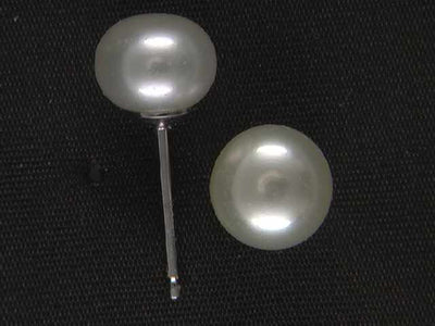 Pearl Earring