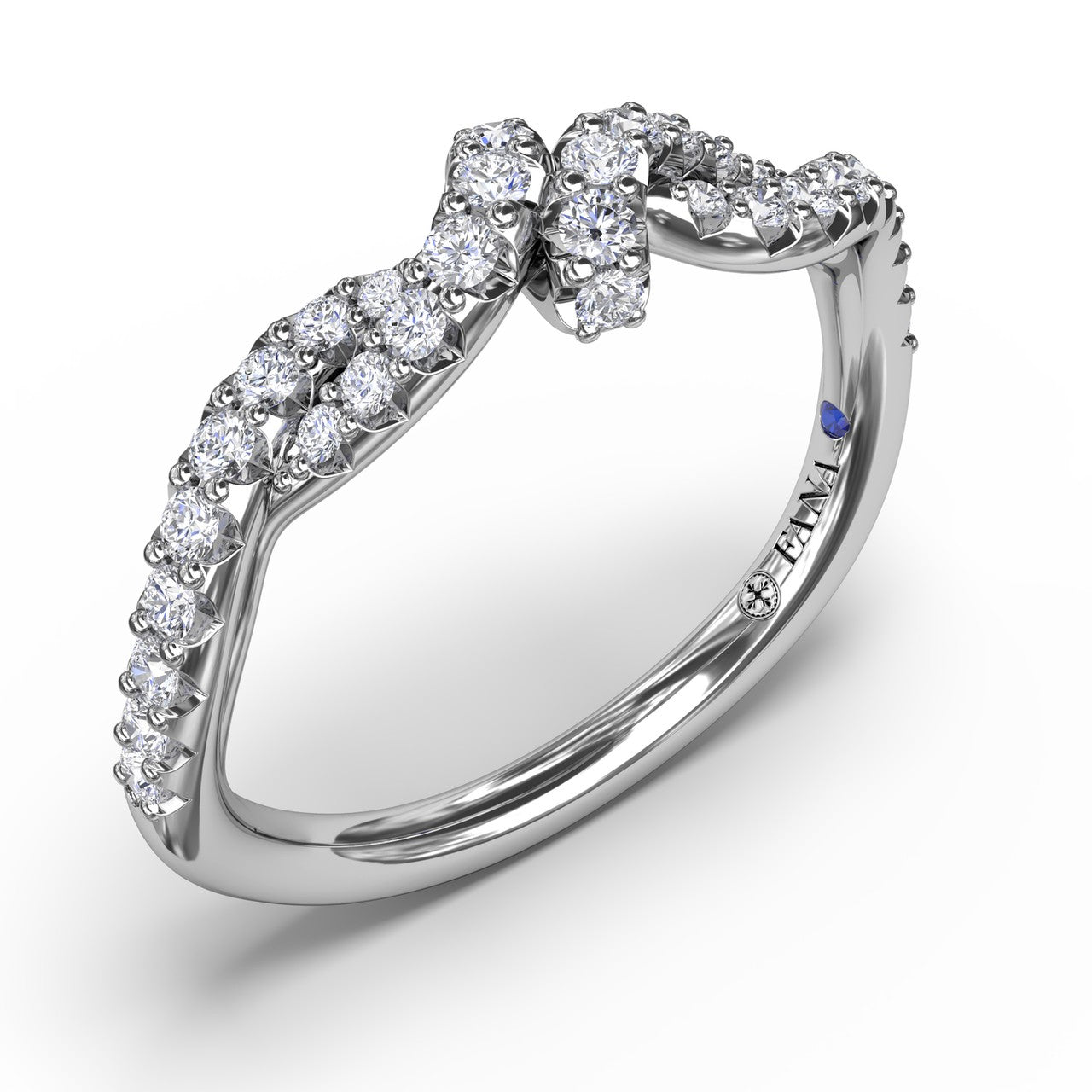 W7439-18kt-White