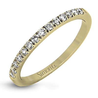 Round - cut Engagement Ring & Matching Wedding Band in 18k Gold with Diamonds - Simon G. Jewelry